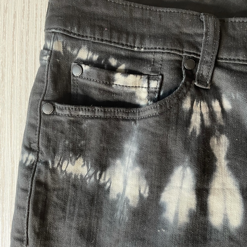 Torrid Vintage Stretch Black Tie Dye Shorts - Picture 13 of 15